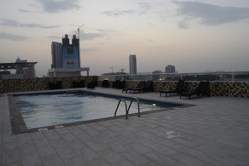 Grand Midwest View Hotel Apartments Dubai Exterior photo