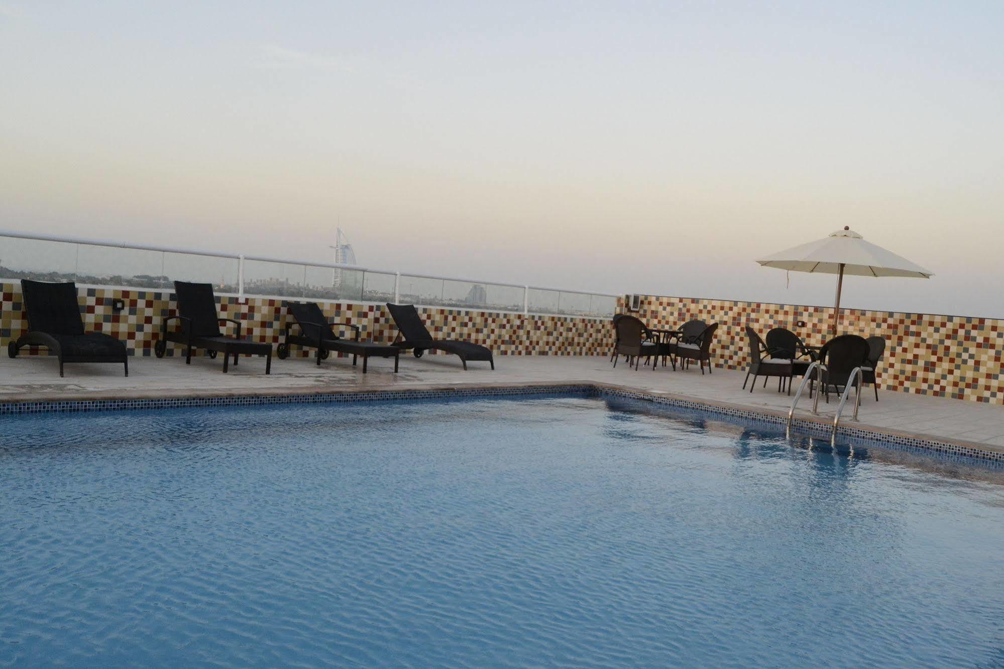 Grand Midwest View Hotel Apartments Dubai Exterior photo